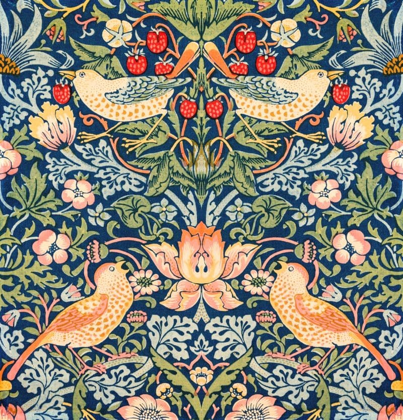 William Morris's famous Strawberry Thief pattern as an example of natural pattern principle
